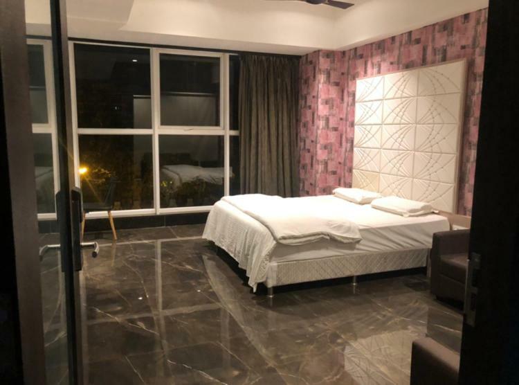 Virat Ambe Sports Club Hotel Ulhasnagar Exterior photo